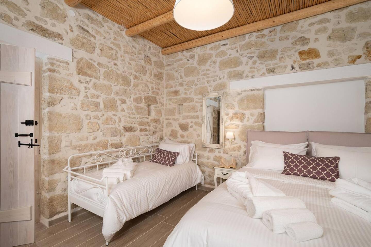 Physis Country House Near Matala Beach & Faistos Kouses Exteriör bild