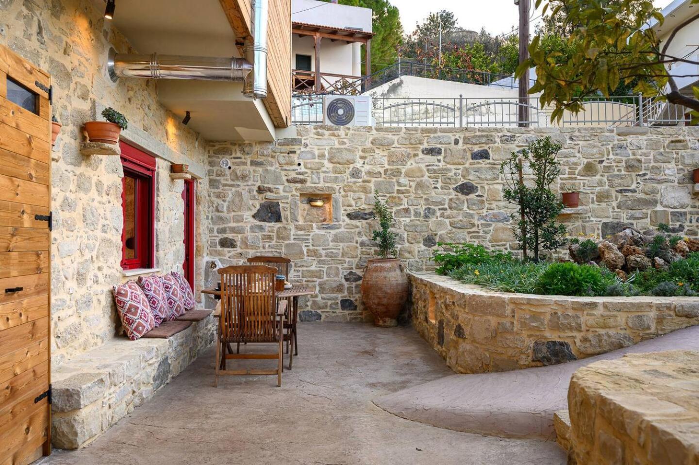 Physis Country House Near Matala Beach & Faistos Kouses Exteriör bild