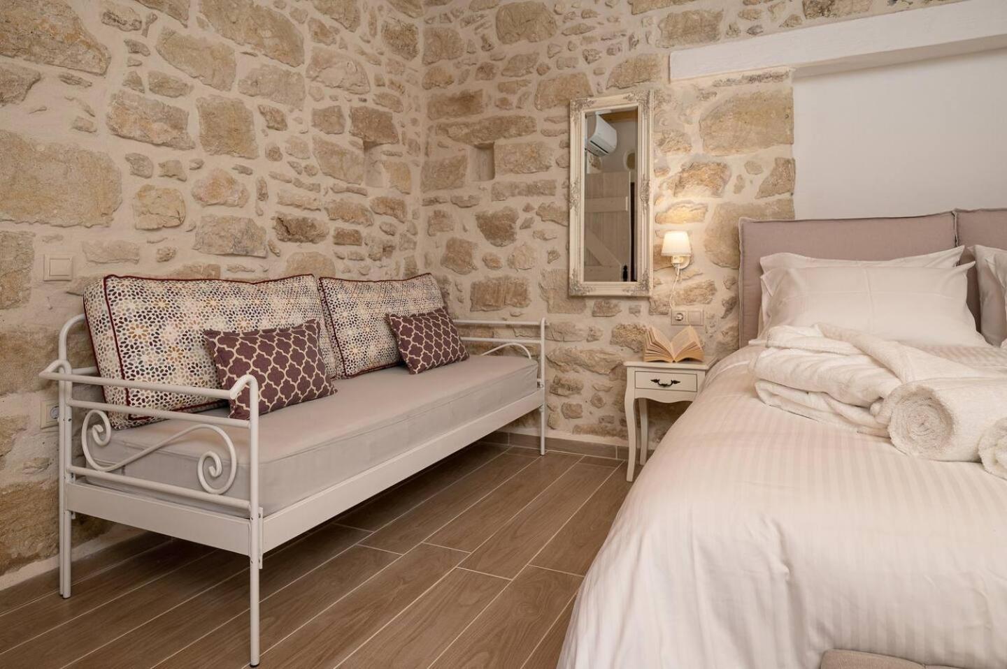 Physis Country House Near Matala Beach & Faistos Kouses Exteriör bild